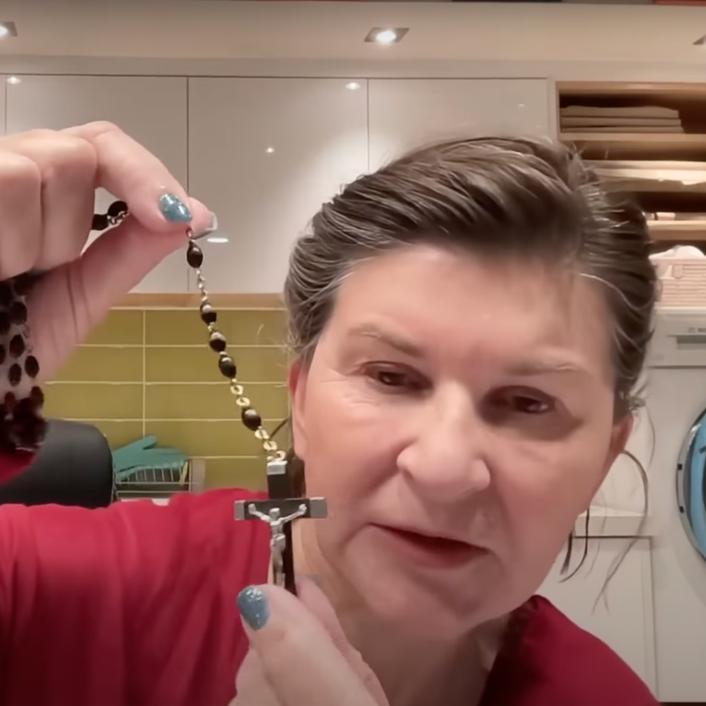 Tammy Peterson Wife Of Popular Anti Woke Jordan Peterson Is Becoming